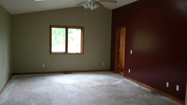 8460 East Broadway Road Mount Pleasant, MI 48858 - Photo 8 of 19 1802319-7.JPG