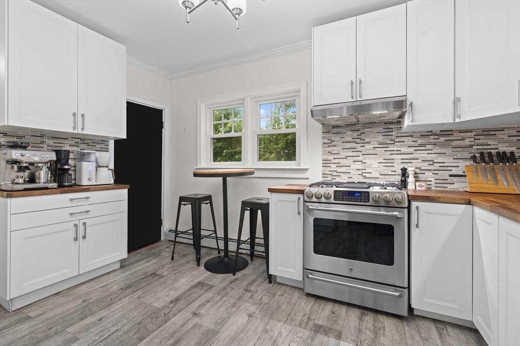 46 Shears Street Wrentham, MA 02093 - Photo 5 of 28 Gallery Image 5