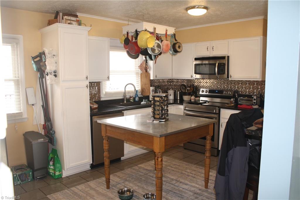 669 Beamer Road Mount Airy, NC 27030 - Photo 2 of 28 Gallery Image 2
