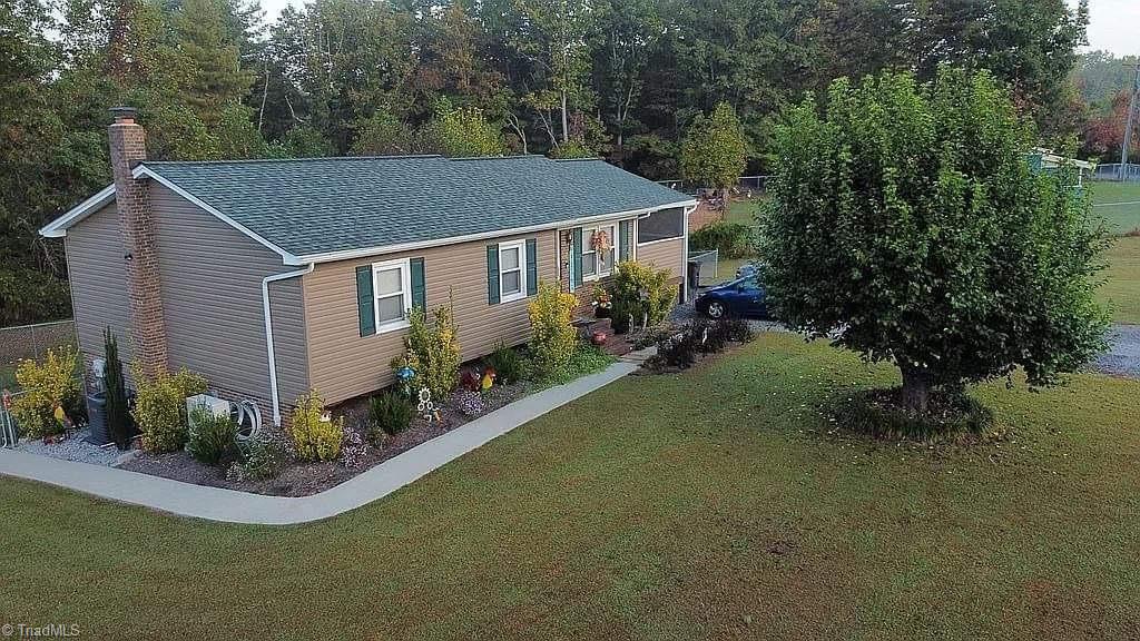 669 Beamer Road Mount Airy, NC 27030 - Photo 21 of 28 Gallery Image 21