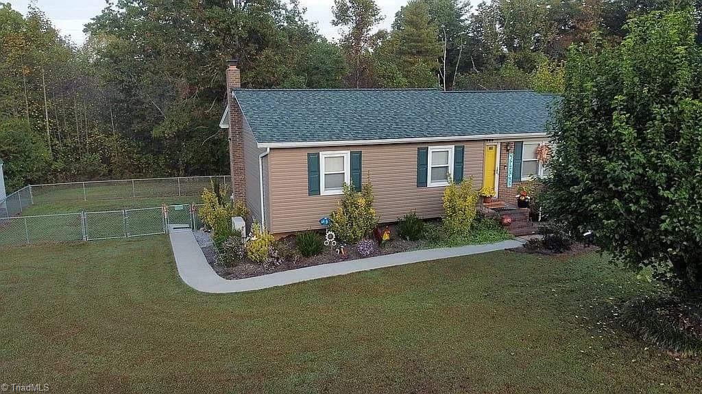 669 Beamer Road Mount Airy, NC 27030 - Photo 22 of 28 Gallery Image 22
