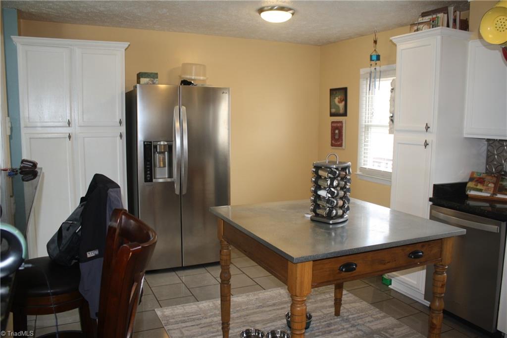 669 Beamer Road Mount Airy, NC 27030 - Photo 3 of 28 Gallery Image 3