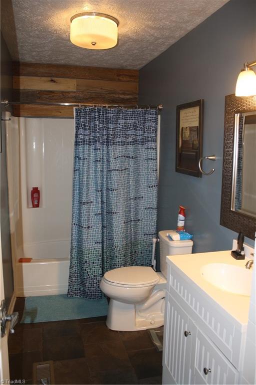 669 Beamer Road Mount Airy, NC 27030 - Photo 10 of 28 Gallery Image 10