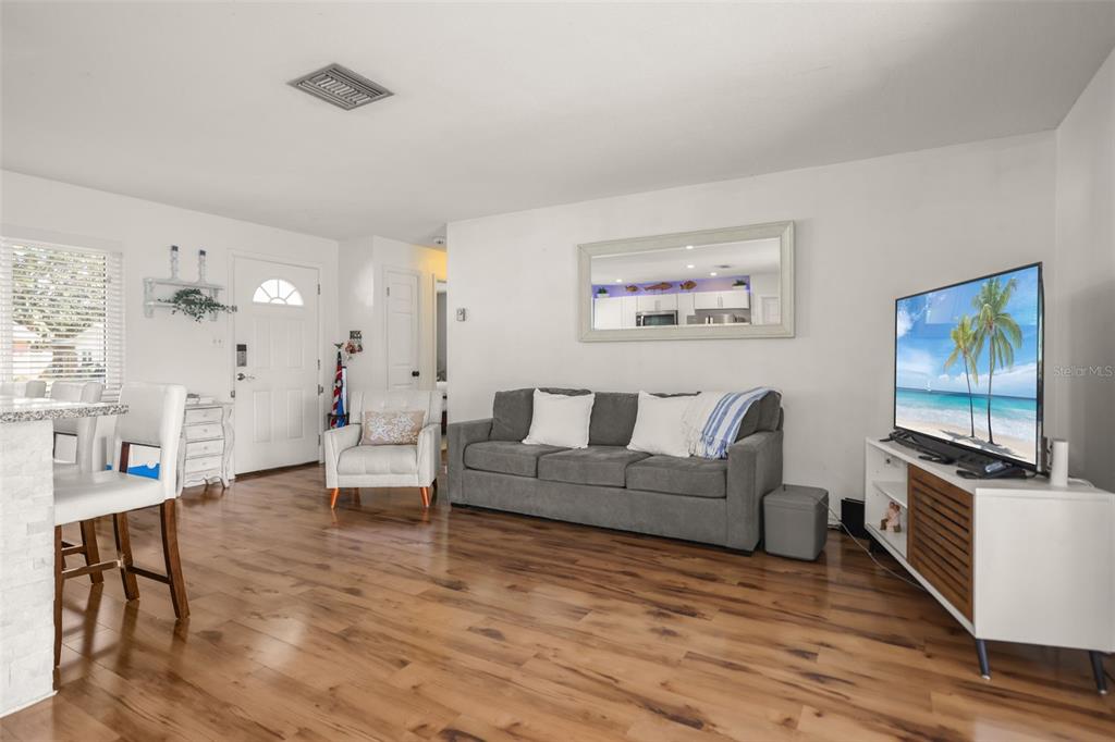 1218 Lazy Lake Road East Dunedin, FL 34698 - Photo 11 of 58