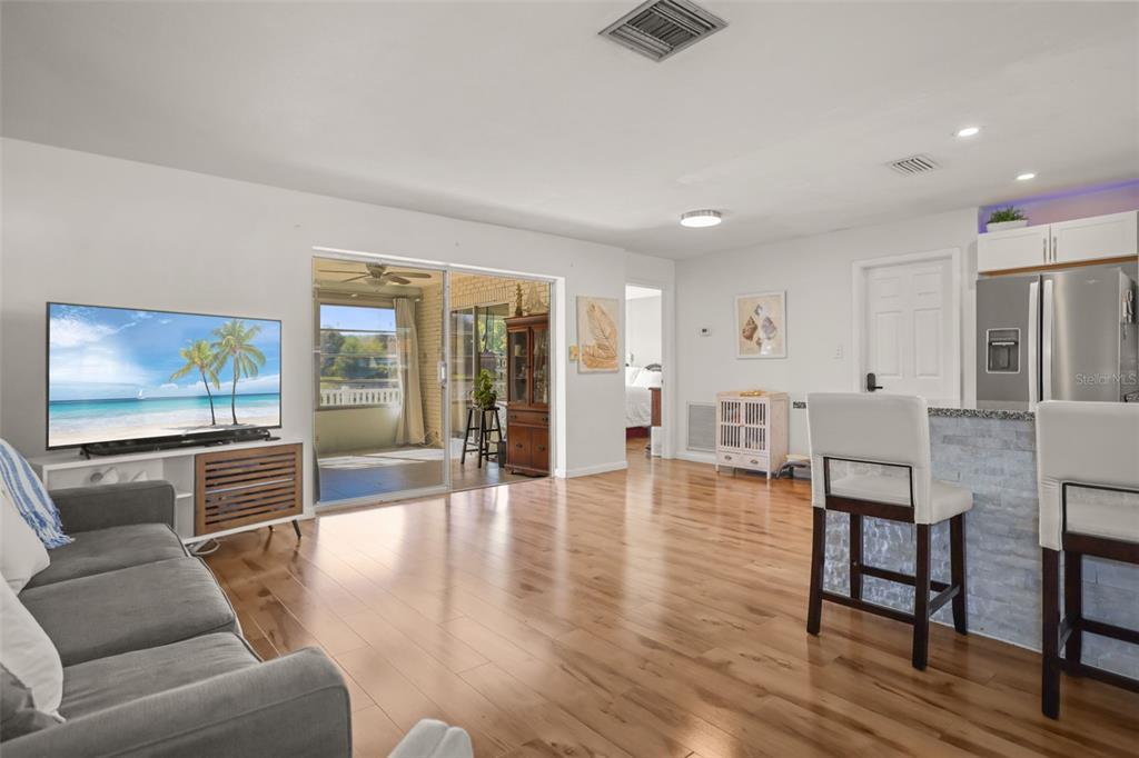 1218 Lazy Lake Road East Dunedin, FL 34698 - Photo 12 of 58