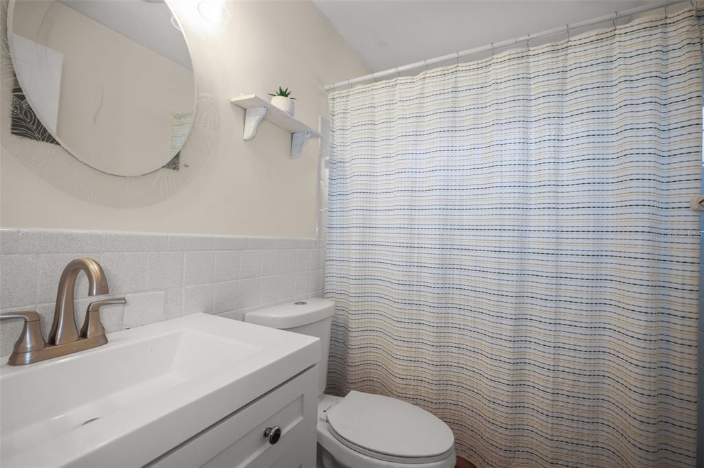 1218 Lazy Lake Road East Dunedin, FL 34698 - Photo 17 of 58