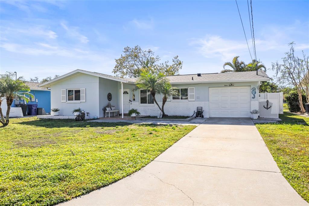 1218 Lazy Lake Road East Dunedin, FL 34698 - Photo 4 of 58