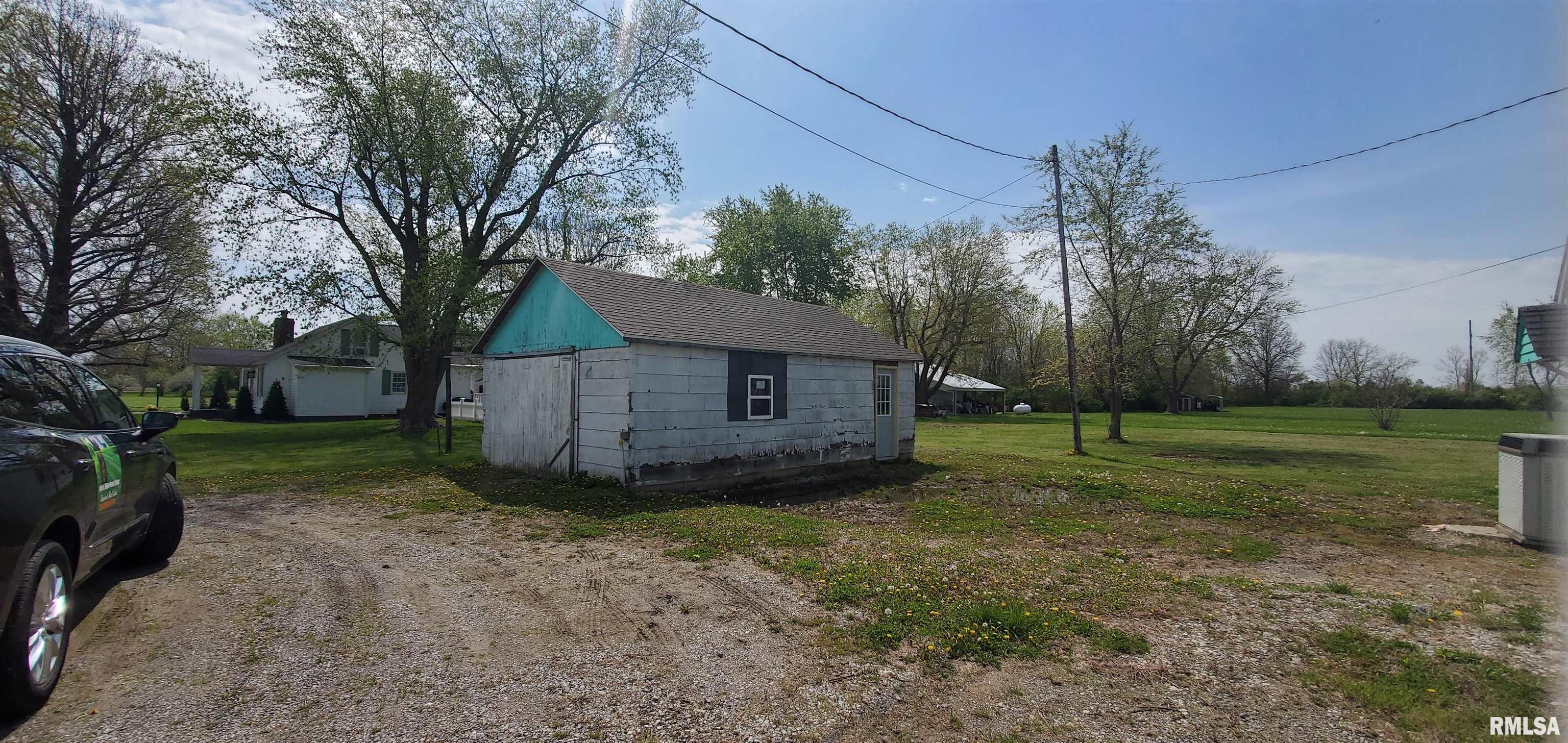 5288 State Rte 154 Pinckneyville, IL 62274 - Photo 3 of 15 Gallery Image 3