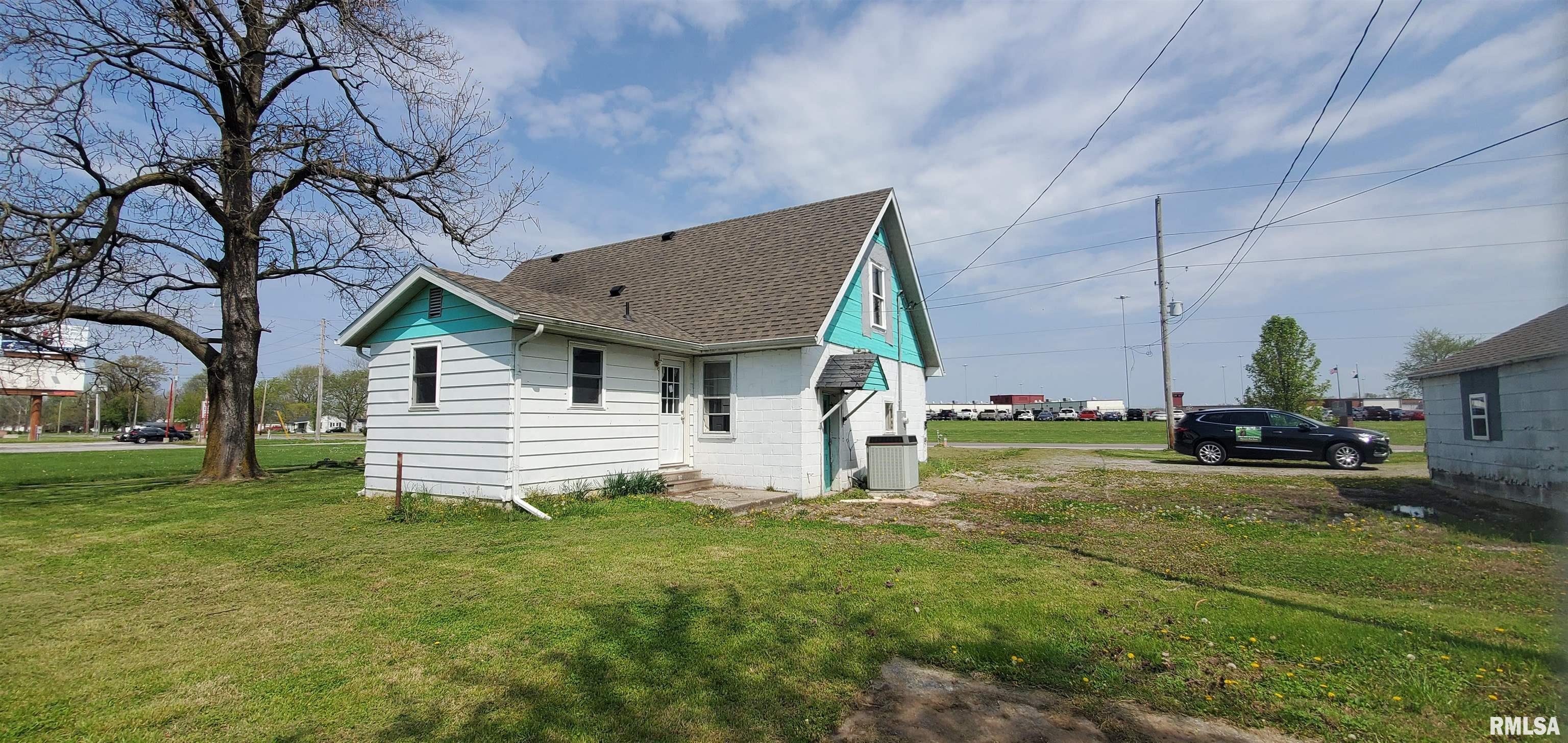 5288 State Rte 154 Pinckneyville, IL 62274 - Photo 5 of 15 Gallery Image 5