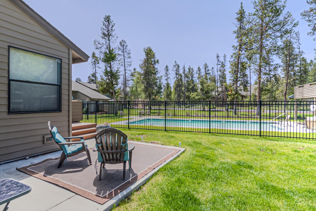 17710 West West Core Road, Unit 6 Sunriver, OR 97707 - Photo 26 of 27 Fairway Village Ln 6 (36 of 37)