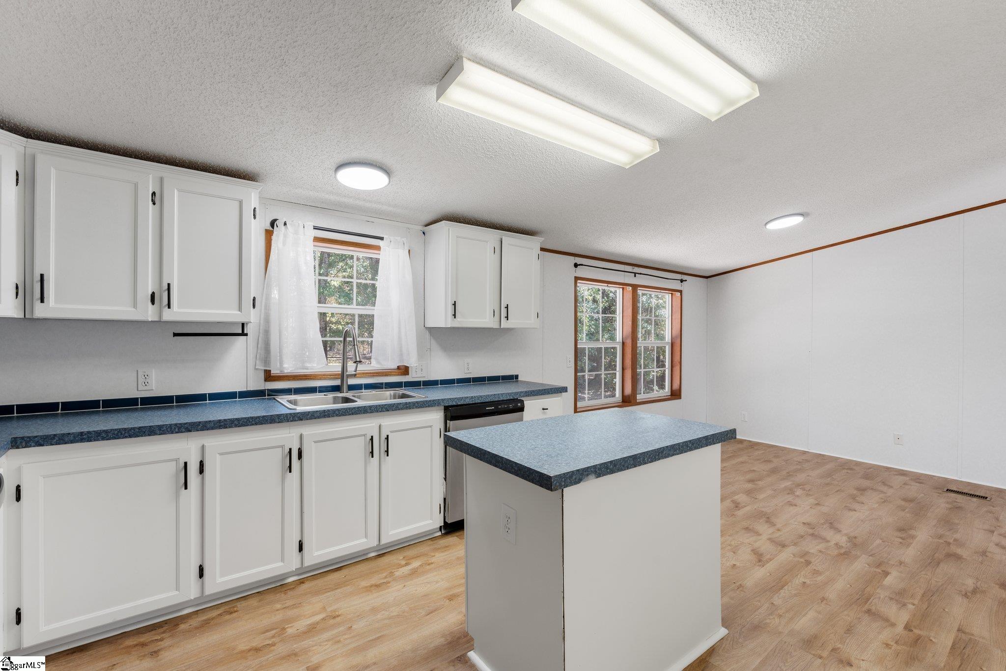 115 Bass Tumblin Road Gray Court, SC 29645 - Photo 13 of 37