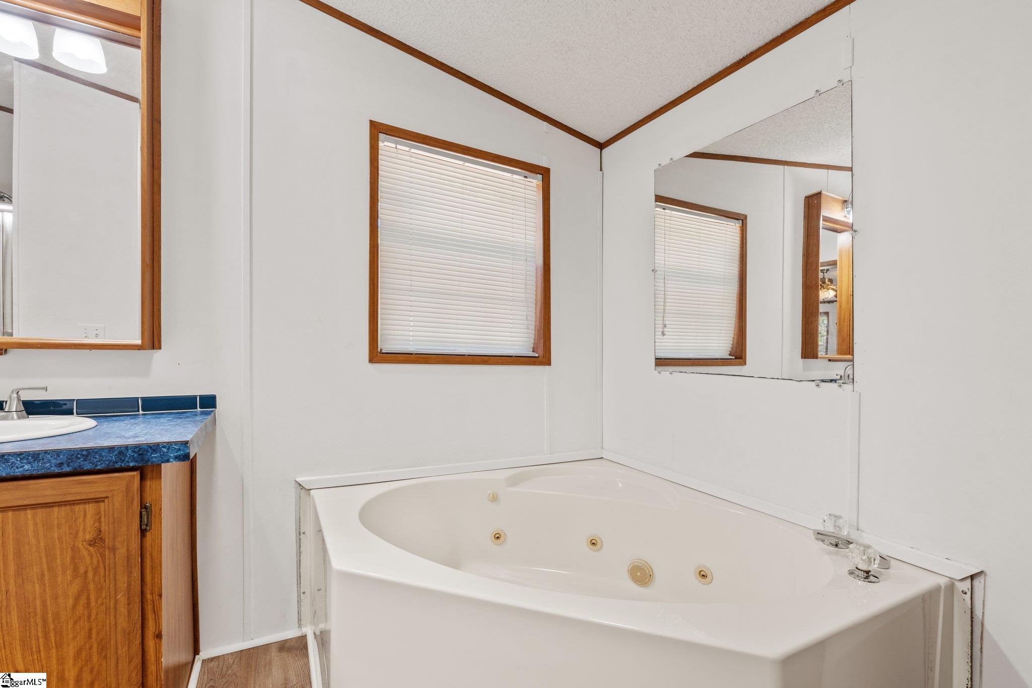 115 Bass Tumblin Road Gray Court, SC 29645 - Photo 20 of 37