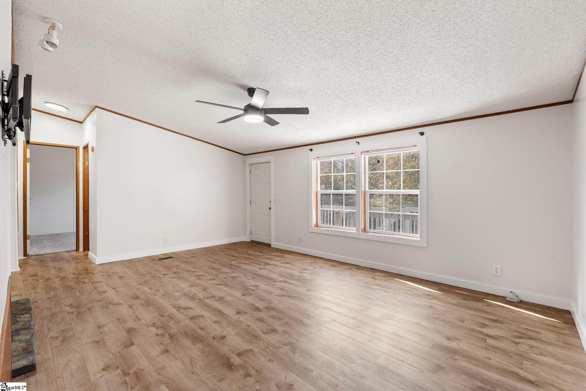 115 Bass Tumblin Road Gray Court, SC 29645 - Photo 4 of 37