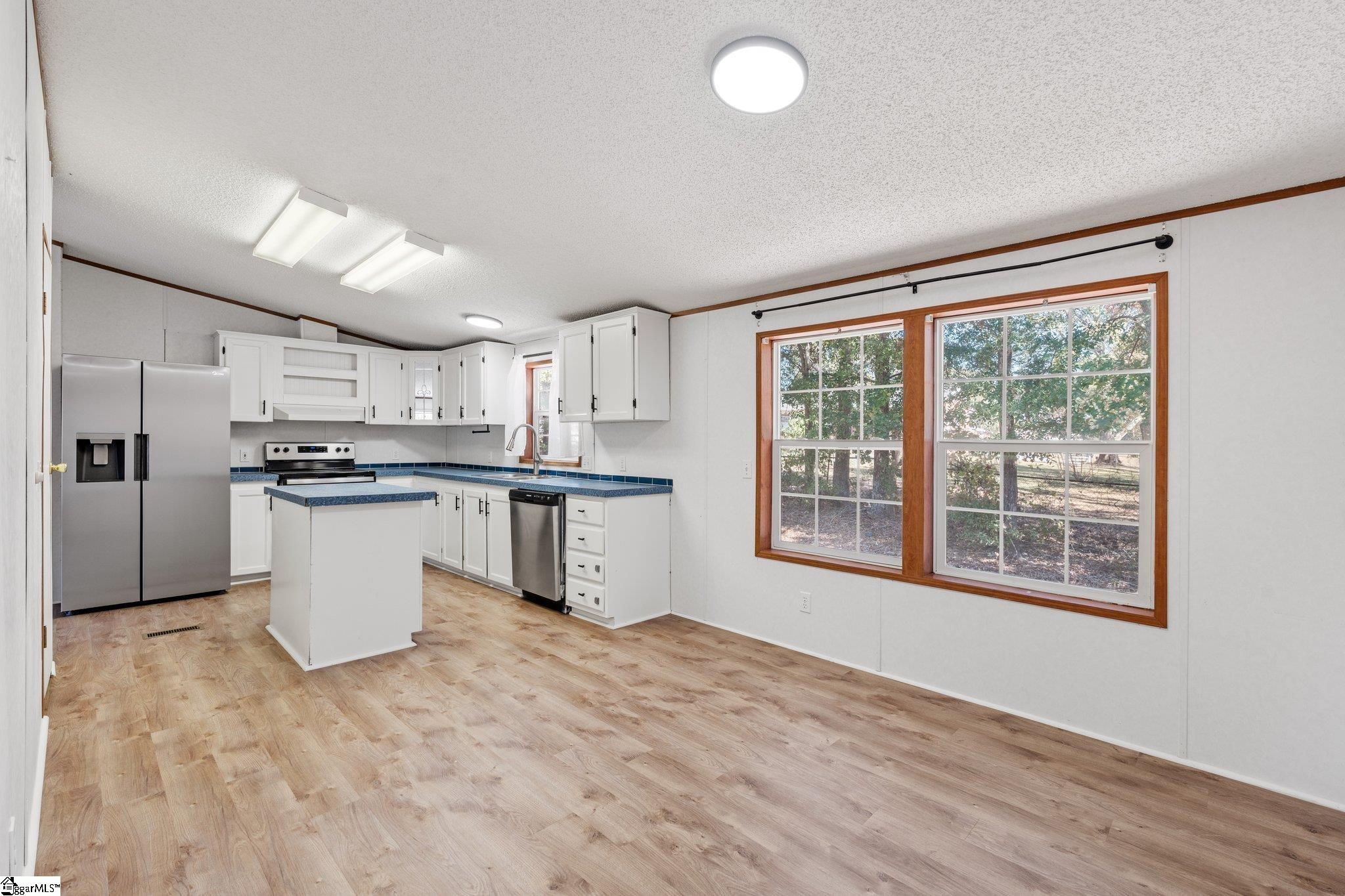 115 Bass Tumblin Road Gray Court, SC 29645 - Photo 7 of 37