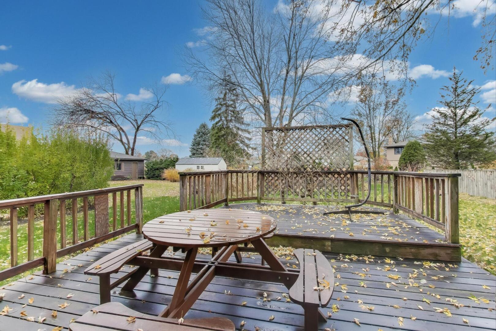 1040 South Linneman Road Mount Prospect, IL 60056 - Photo 29 of 39 a view of a deck with furniture