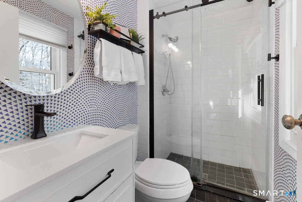 25 Arrowhead Road Wilton, CT 06897 - Photo 12 of 30 Primary Bathroom