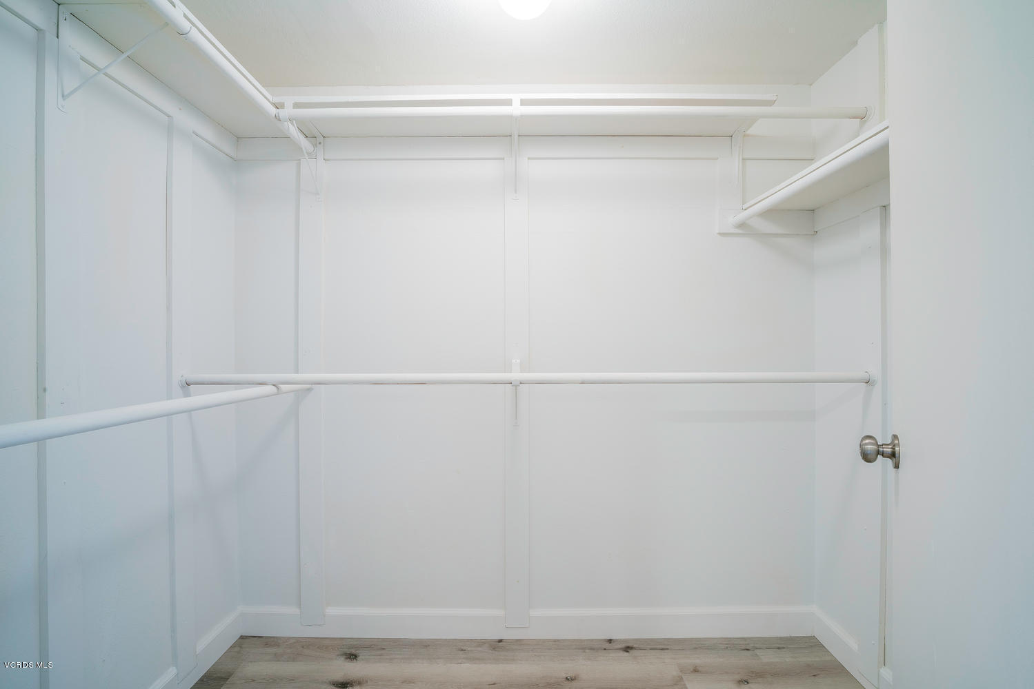 3650 Sunset Lane Oxnard, CA 93035 - Photo 23 of 39 3650 Sunset Ln Oxnard CA 93035-large-023