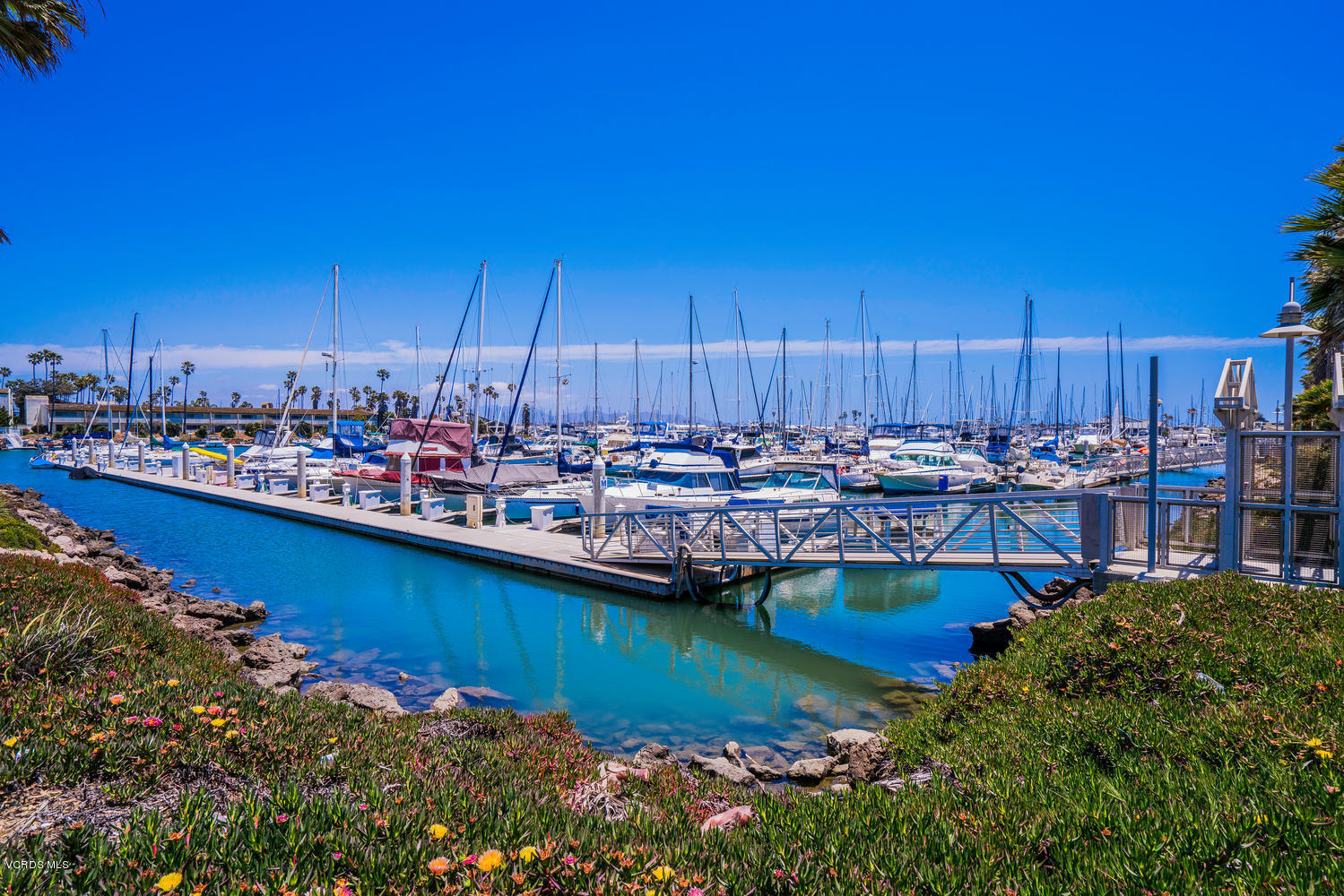 3650 Sunset Lane Oxnard, CA 93035 - Photo 32 of 39 3650 Sunset Ln Oxnard CA 93035-large-032