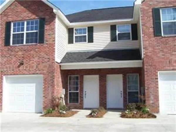 $1,600 | 104 Covington Meadow Circle, Unit I, Covington, LA 70433