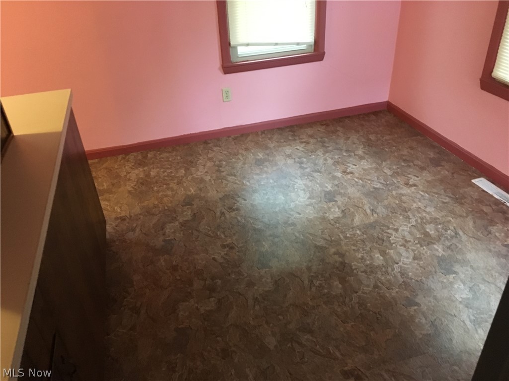 918 Hudson Road Kent, OH 44240 - Photo 6 of 22