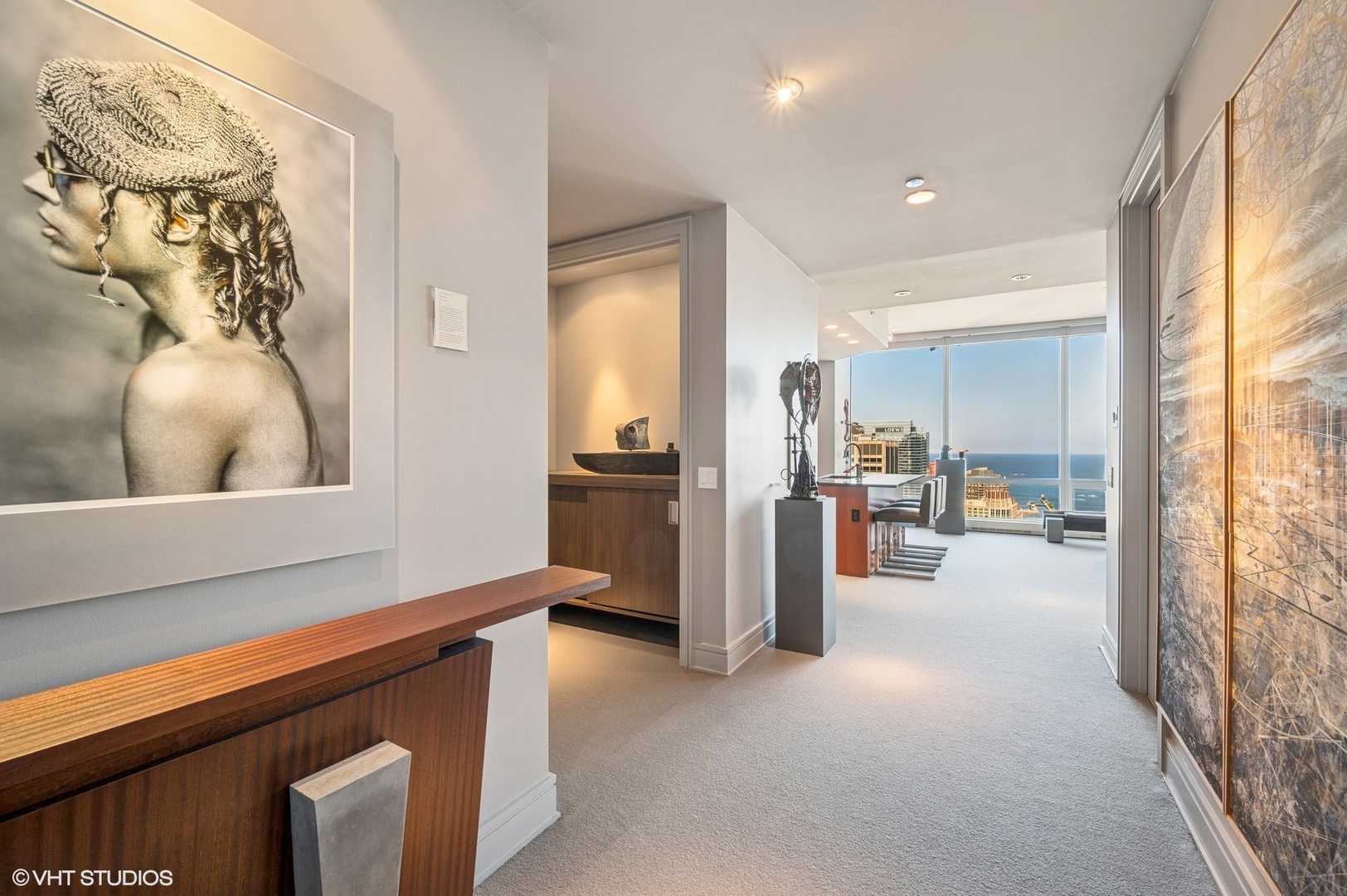 401 North Wabash Avenue, Unit 33K Chicago, IL 60611 - Photo 5 of 45 a living room with furniture and a window