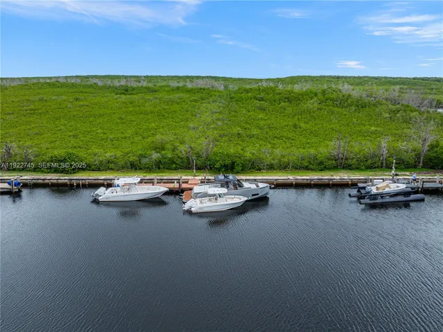 $5,990,000 | 325 Campana Avenue, Coral Gables, FL 33156