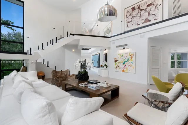 $5,990,000 | 325 Campana Avenue, Coral Gables, FL 33156