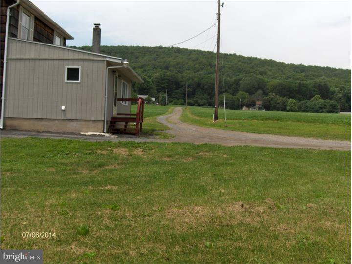 1148 Valley Road Tamaqua, PA 18252 - Photo 10 of 25 Gallery Image 10