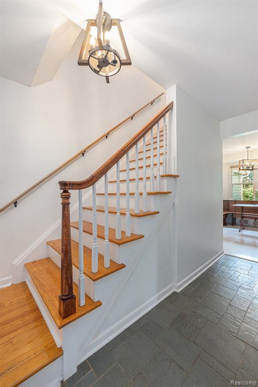 430 Willow Tree Lane Rochester Hills, MI 48306 - Photo 8 of 33