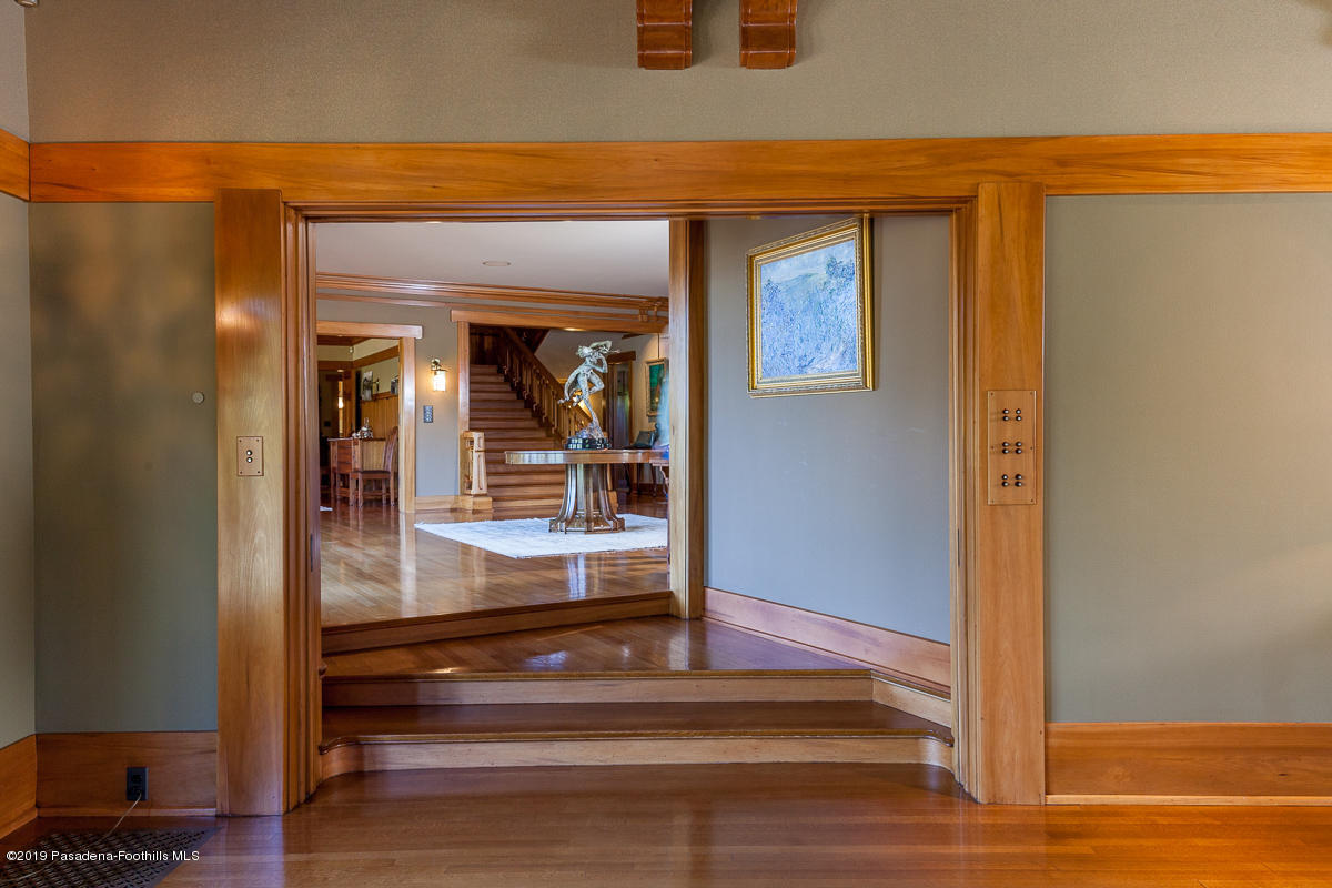 1330 Hillcrest Avenue Pasadena, CA 91106 - Photo 12 of 89 13.1330 Hillcrest_2378_mls