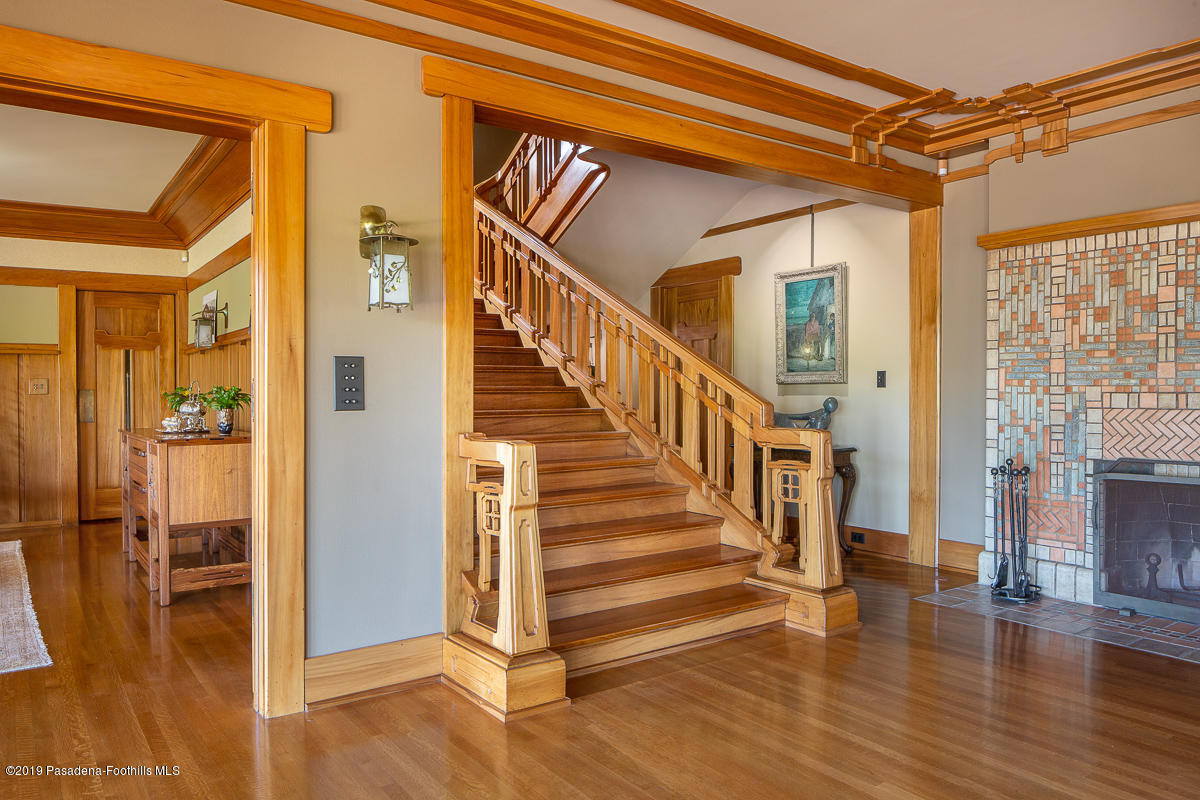 1330 Hillcrest Avenue Pasadena, CA 91106 - Photo 10 of 89 10.1330 Hillcrest_978v1_mls