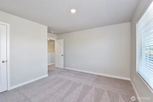 $637,900 | 9751 Hay Street Southeast, Yelm, WA 98597