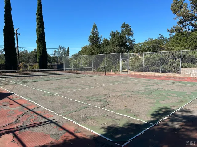 $1,200,000 | 271 White Cottage Road South, Angwin, CA 94508