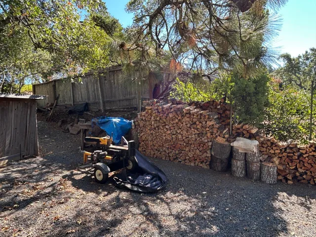 $1,200,000 | 271 White Cottage Road South, Angwin, CA 94508