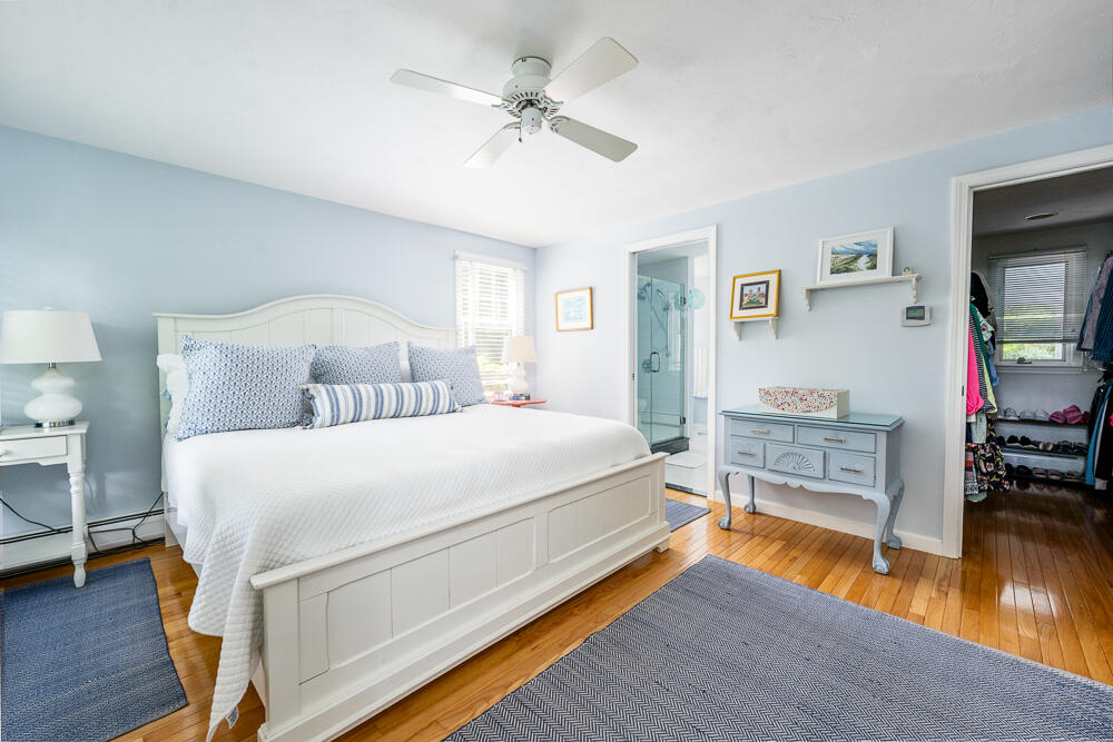 67 Spy Glass Hill Road Barnstable, MA 02675 - Photo 23 of 43 1stbedroom3