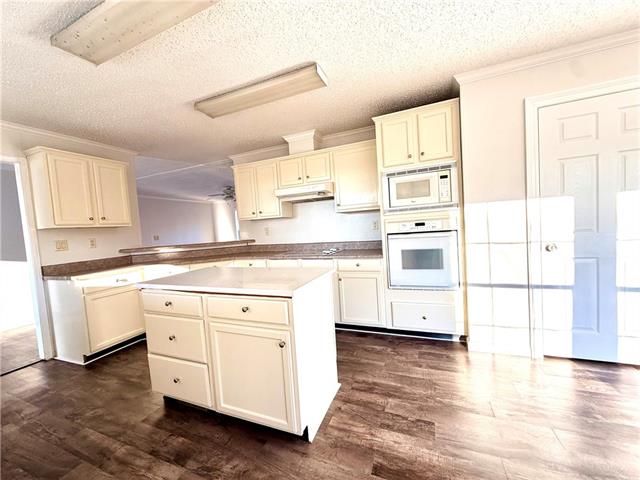 19129 Lee Road Franklinton, LA 70438 - Photo 8 of 37