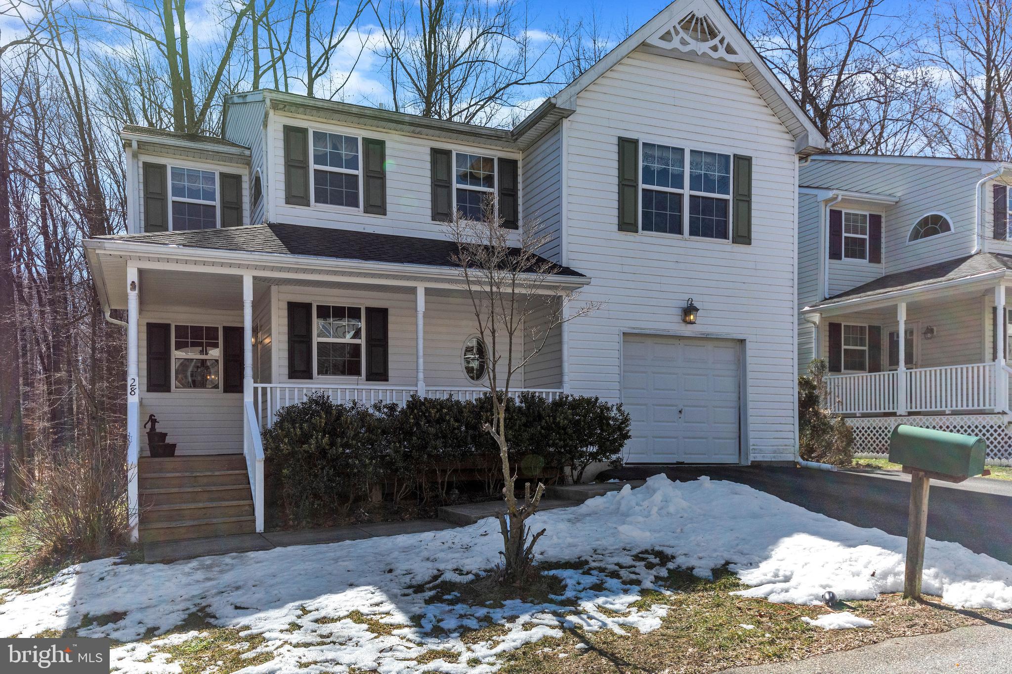 28 Victory Way Marcus Hook, PA 19061 - Photo 1 of 39