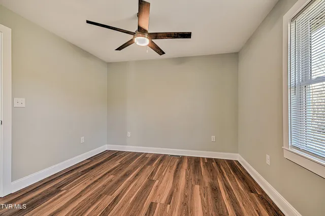 $262,900 | 3760 Weaver Pike, Bristol, TN 37620