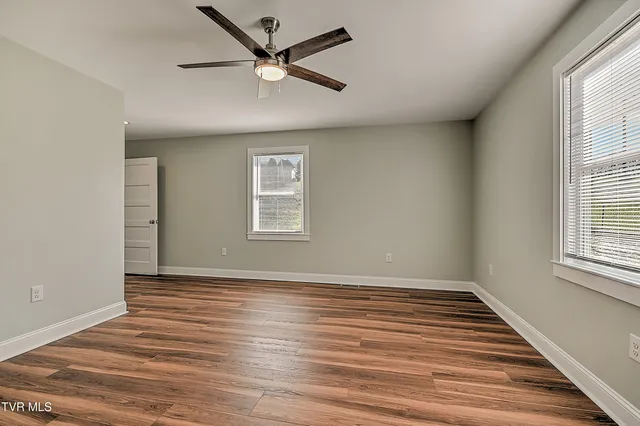 $262,900 | 3760 Weaver Pike, Bristol, TN 37620