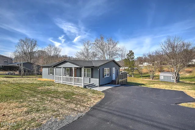 $262,900 | 3760 Weaver Pike, Bristol, TN 37620