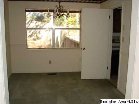 5293 Dresden Road Birmingham, AL 35210 - Photo 6 of 18