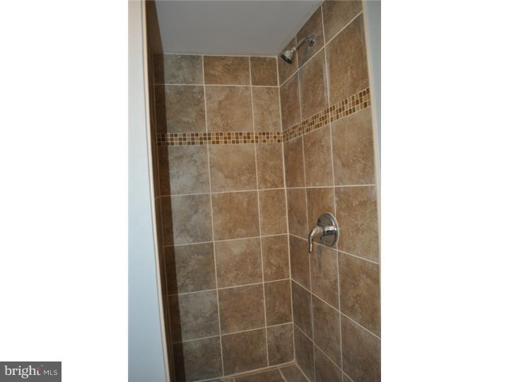 111 Harvin Road Upper Darby, PA 19082 - Photo 17 of 19 Bathroom