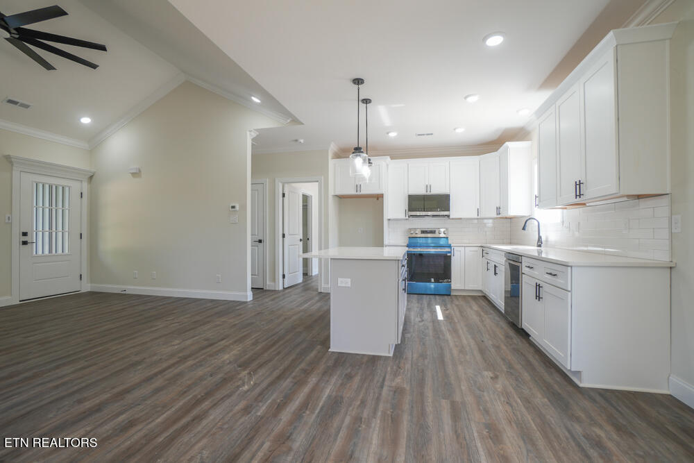 5145 Gregory Road Greenback, TN 37742 - Photo 9 of 41 DSC01067
