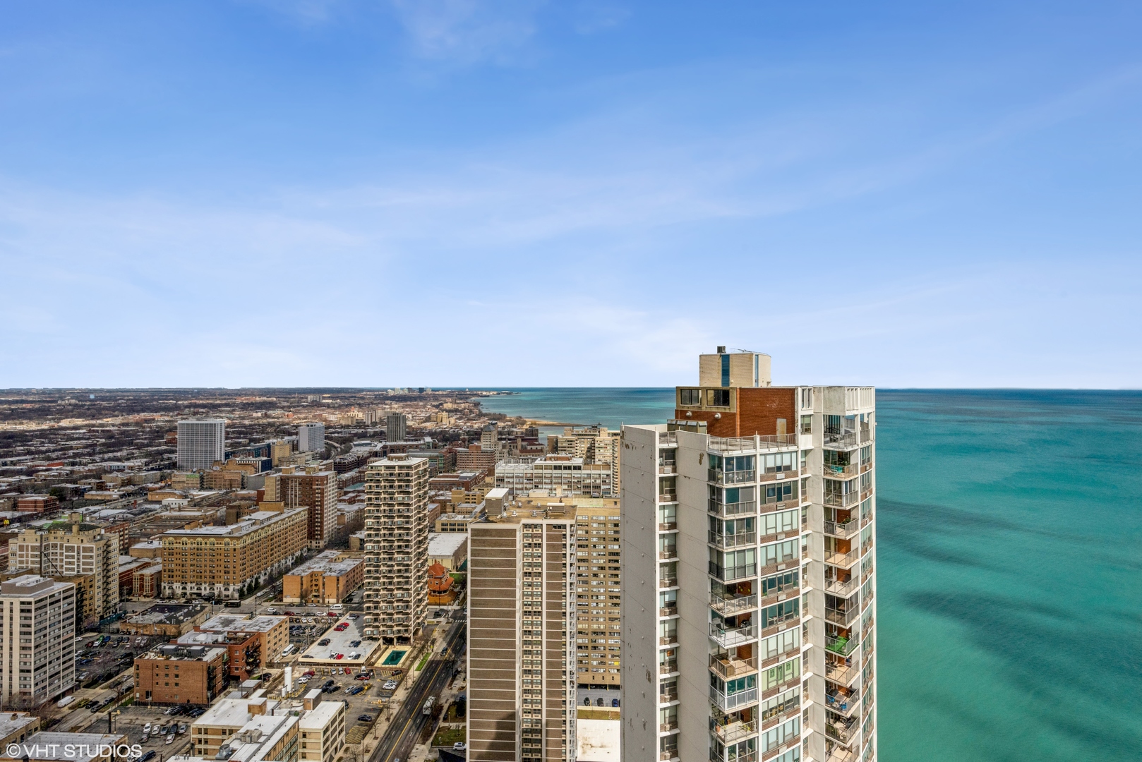 6033 North Sheridan Road, Unit 43D Chicago, IL 60660 - Photo 14 of 16 an aerial view of city with tall buildings