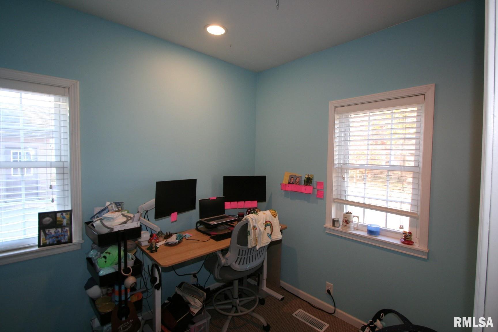 111 West Fast Avenue Mackinaw, IL 61755 - Photo 11 of 24