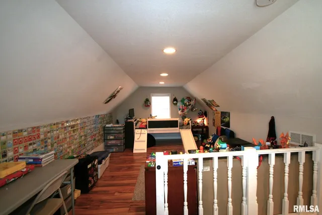 $184,900 | 111 West Fast Avenue, Mackinaw, IL 61755