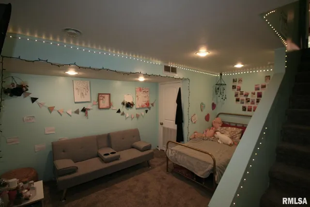 $184,900 | 111 West Fast Avenue, Mackinaw, IL 61755