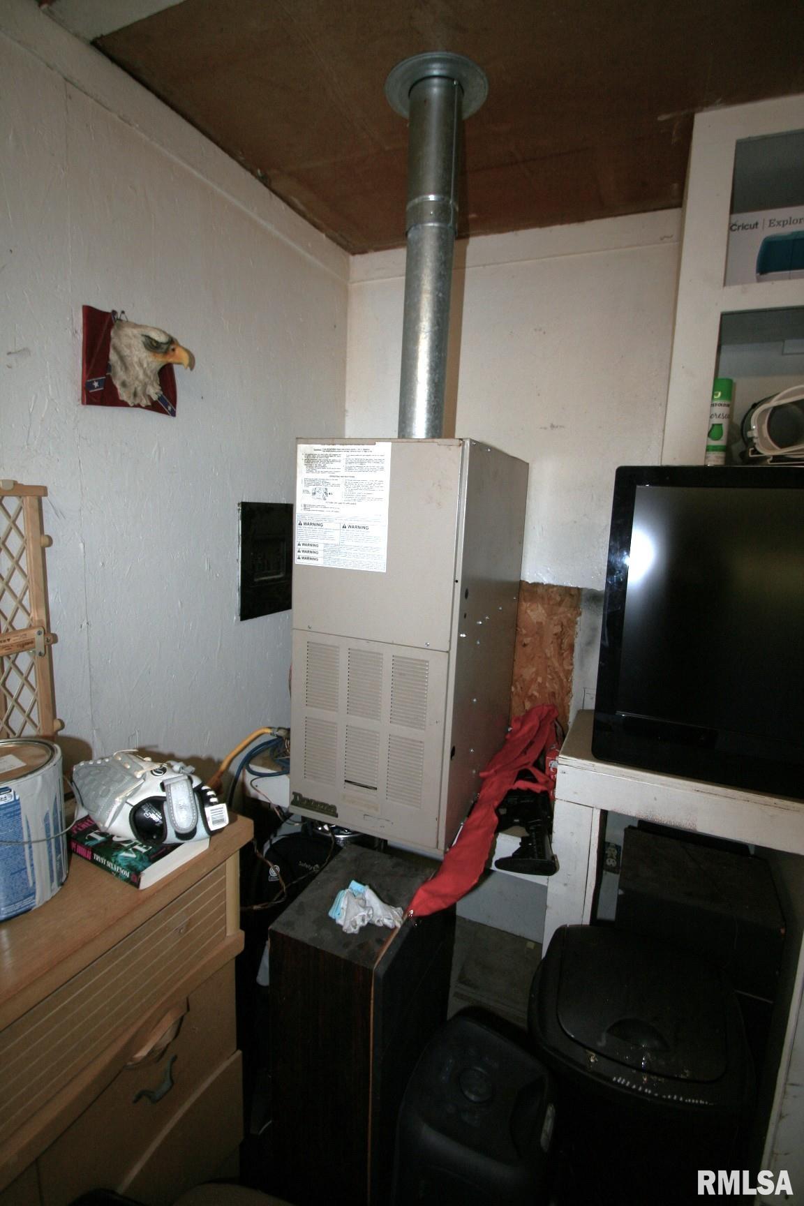 111 West Fast Avenue Mackinaw, IL 61755 - Photo 23 of 24