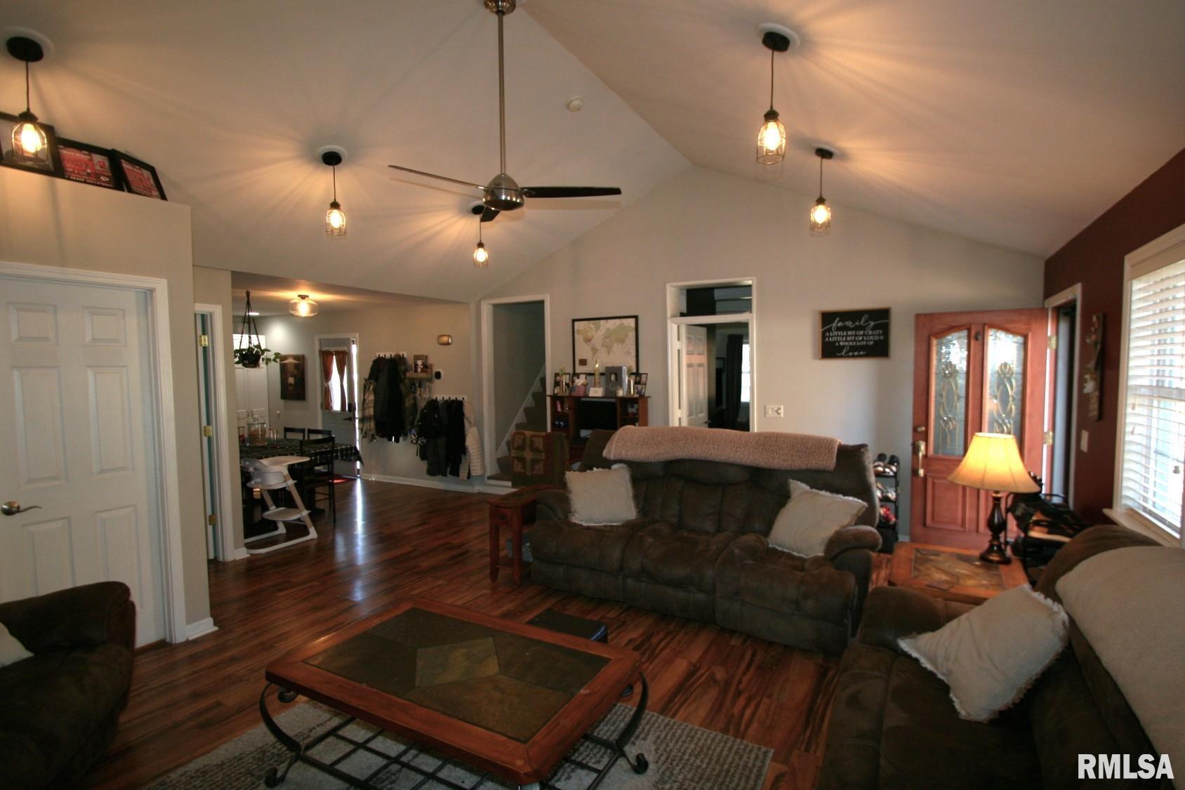 111 West Fast Avenue Mackinaw, IL 61755 - Photo 7 of 24