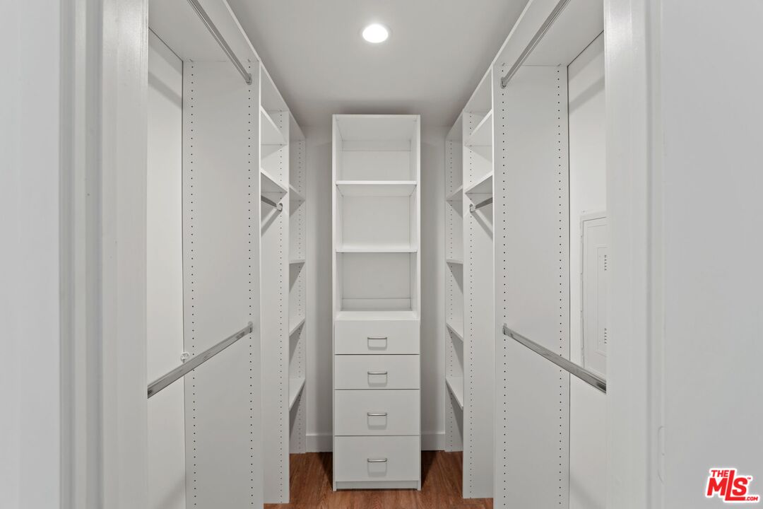130 South Croft Avenue, Unit 201 Los Angeles, CA 90048 - Photo 9 of 14 a view of closet
